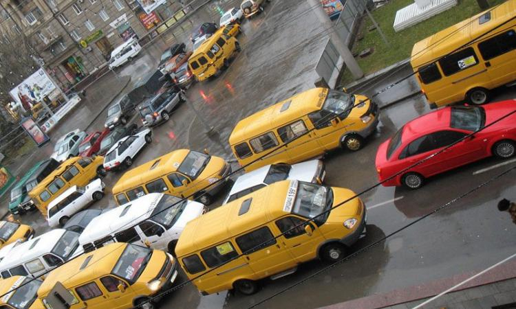 Мэрия ликвидирует маршрутные такси, соединяющие юг с центром Волгограда