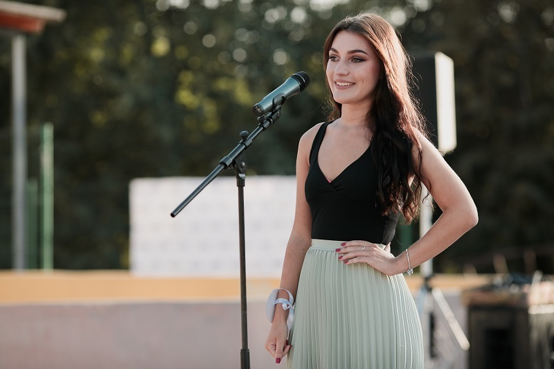 Красотка из Волгограда прибегла к помощи Мэрилин Монро в финале «Мисс Блокнот Волгоград-2018»