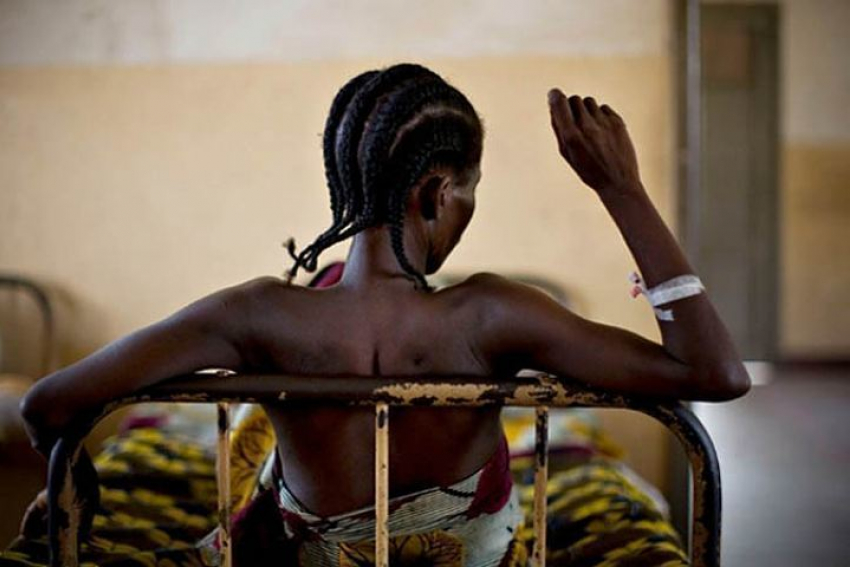 Двух чернокожих проституток выдворяют из Волгограда в Нигерию 