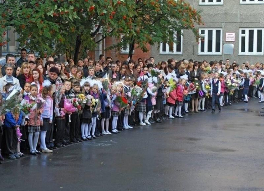 Школы Волгоградской области готовят к работе на «удаленке» по поручению губернатора