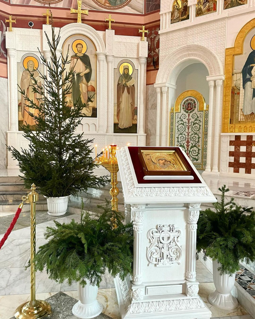 Александро-Невский собор в Волгограде встречает свое первое Рождество
