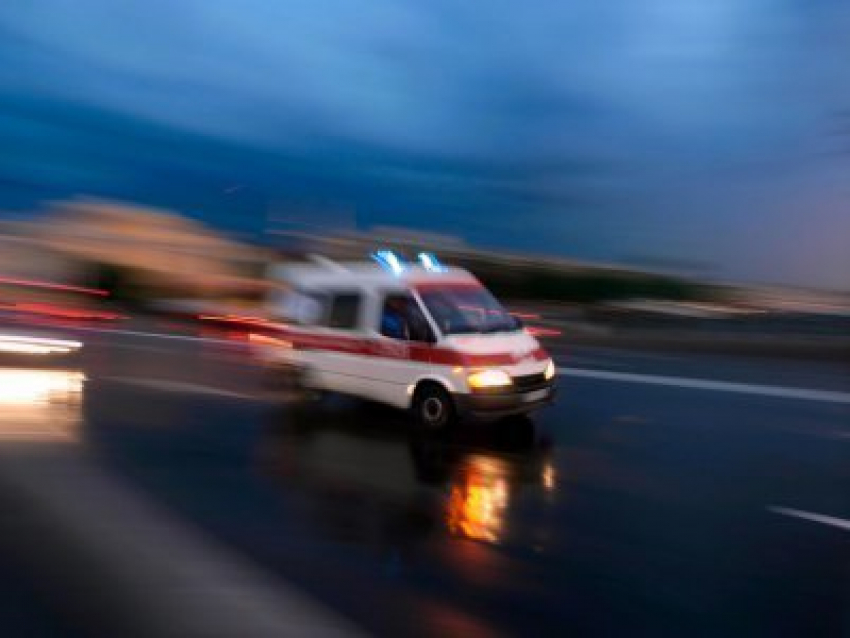 Под Волгоградом в ДТП «Лады» и ВАЗа: 1 погиб и 4 пострадали
