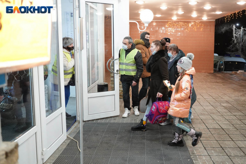 Дети беженцев из Донбасса 28 февраля отправились в школы Волгограда
