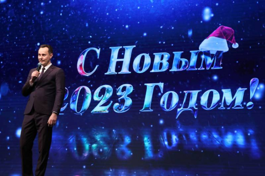 Поздравление ректора ВолгГМУ Владимира Шкарина с Новым 2023 годом