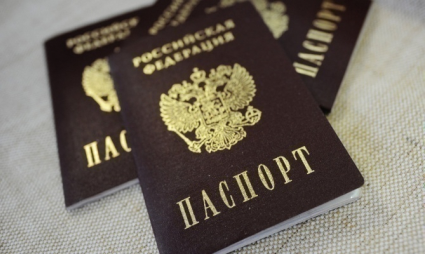 Под Волгоградом парень получил кредит по чужому паспорту, чтобы купить телефон