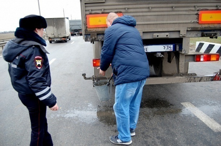 Волгоградец выложил в Сеть все запланированные рейды ГИБДД на декабрь