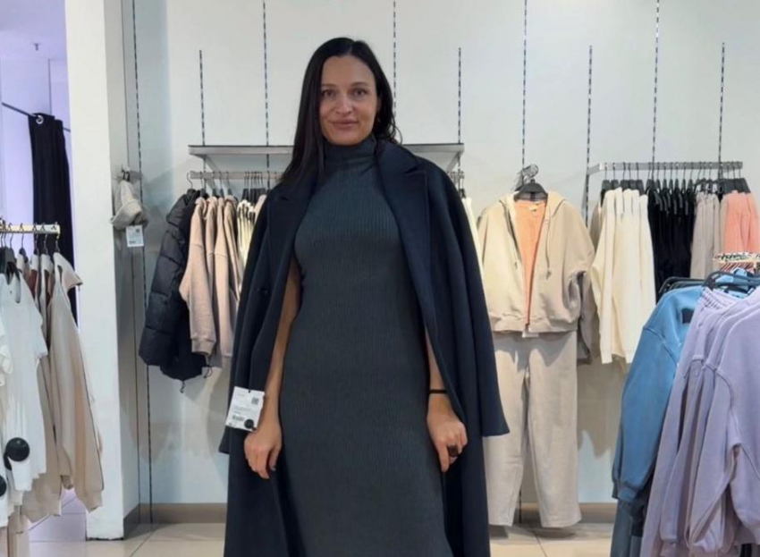 Трикотажное платье — маст-хев осени и зимы