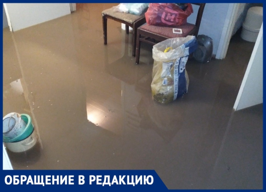 Уникальный дом топит в Волгограде 2 года во время дождей: люди обращались на «Прямую линию» президента