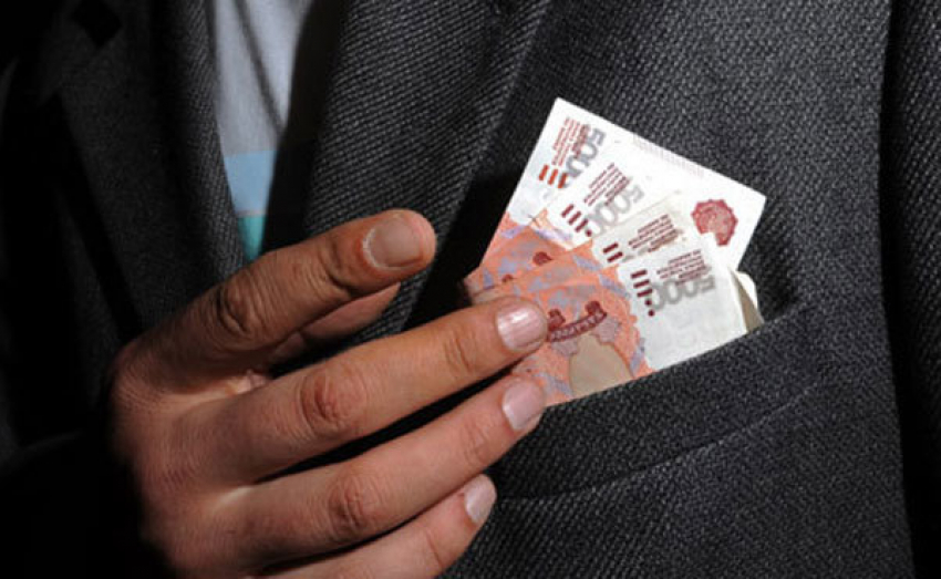Волгоградские предприниматели похитили 4 млн рублей