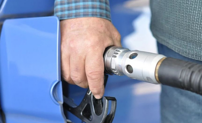 В Волгограде снова отчитались о «замороженных» ценах на топливо