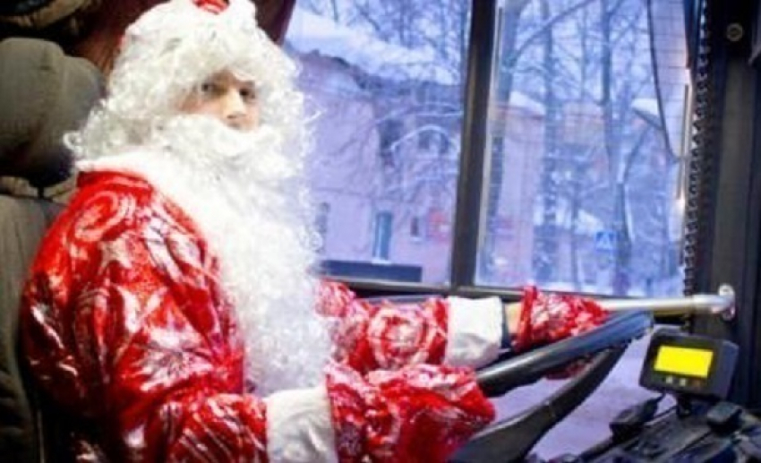 На трамваях и троллейбусах Волгограда можно будет ездить всю новогоднюю ночь