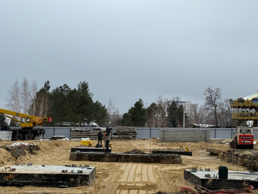 Сварка колонн 120-метрового колеса обозрения началась в Волгограде