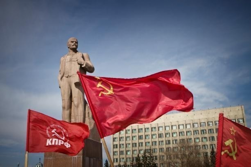 Волгоградские коммунисты сформировали первую тройку предвыборного списка