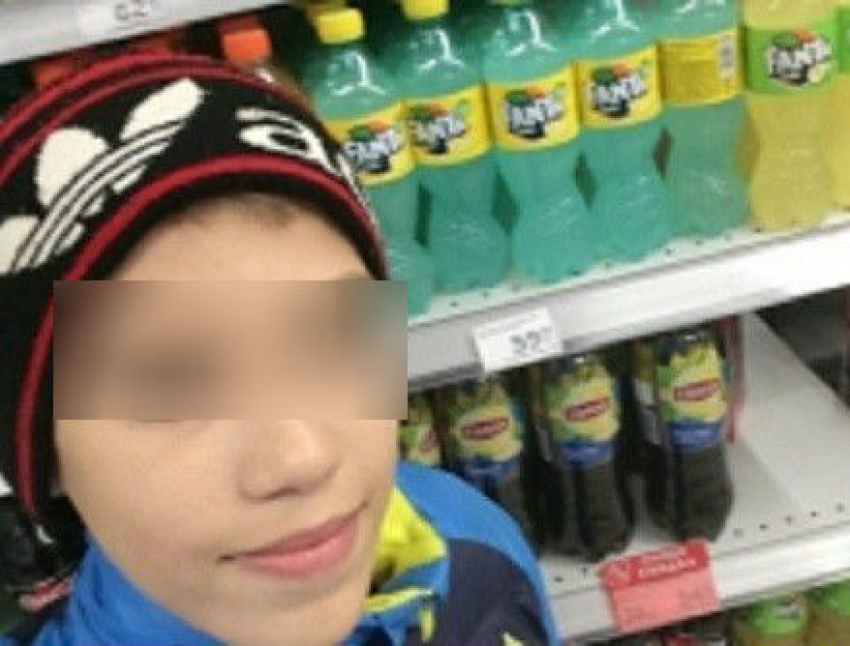 ﻿Пропавшего без вести 12-летнего школьника нашли в одном из торговых центров Волгограда