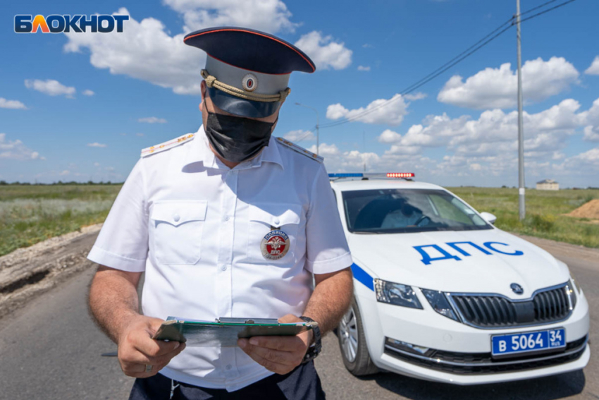 «Университетский — это пытка»: названы самые аварийные улицы в Волгограде 