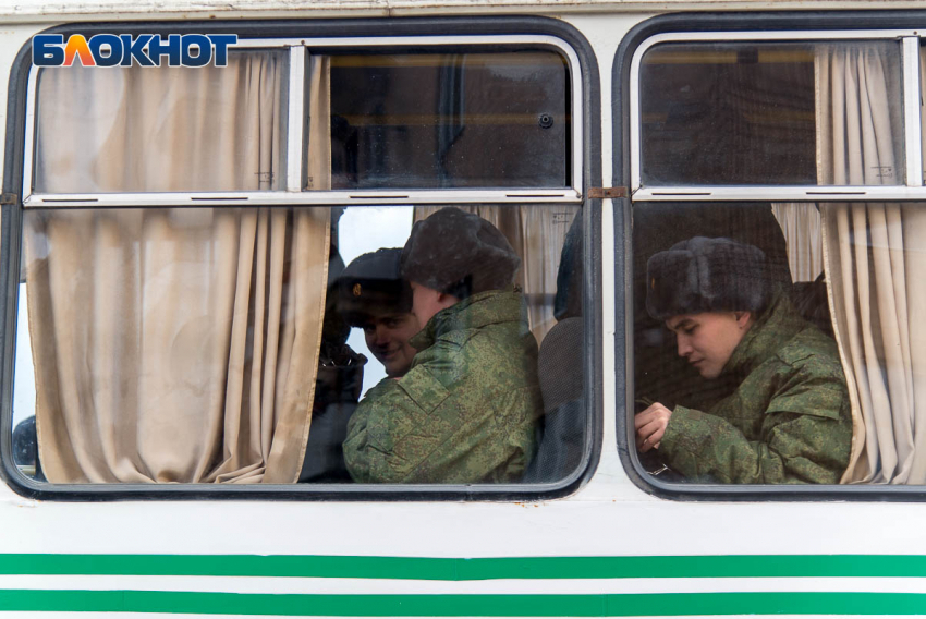 Для волгоградцев стартовал весенний призыв 