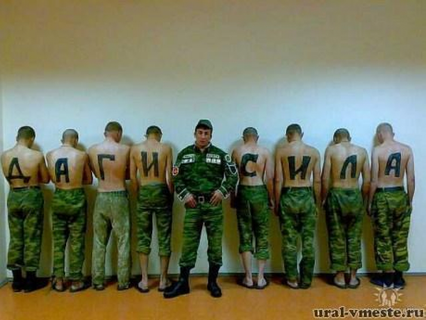 В Волгограде солдат, написавший на спинах дембелей «Чечня-95», получил 2,5 года