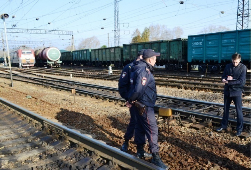 Тело мужчины обнаружено на железнодорожной станции в Волгограде