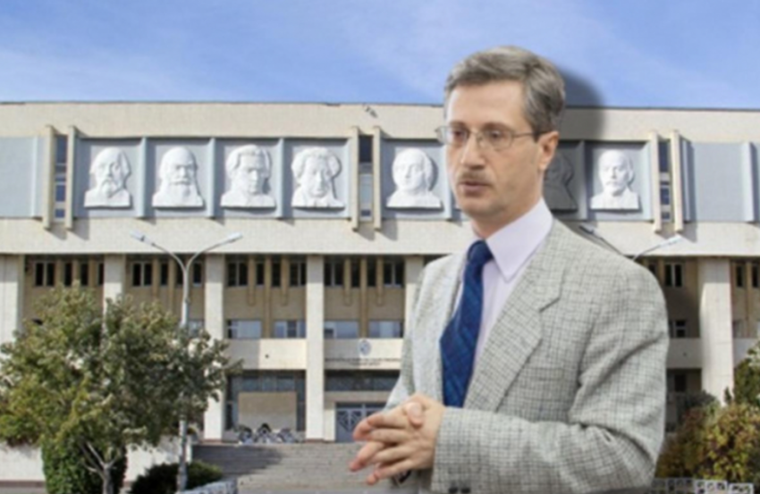 Экс-доцента ВолГУ Мельниченко оставили в СИЗО