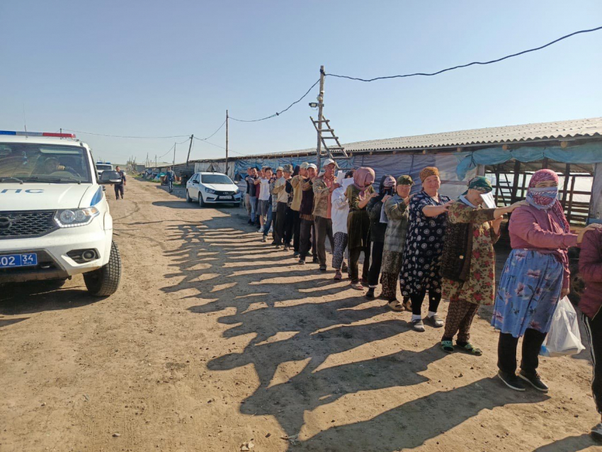 Цыганское гетто посетил ОМОН под Волгоградом 