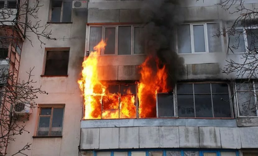 70-летний пенсионер сгорел в своей квартире на юге Волгограда 