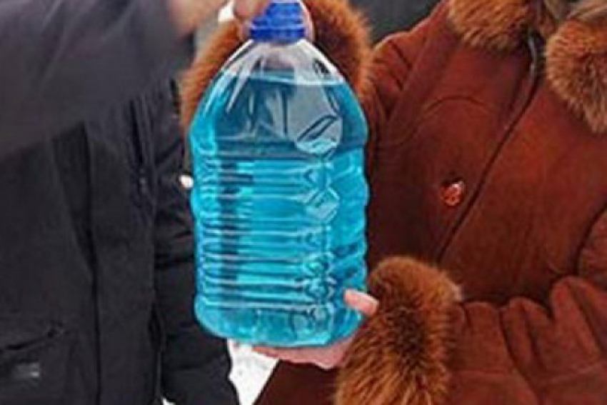 Мужчина умер от отравления «незамерзайкой» в Волгограде