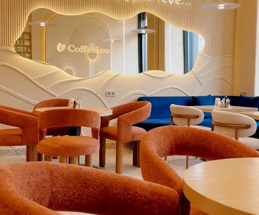 Новую кофейню на севере Волгограда атаковали ночные вандалы