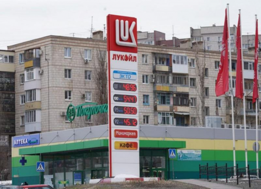 Новое подорожание бензина зафиксировали в Волгоградской области