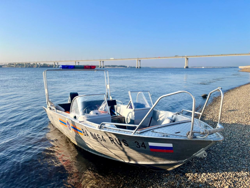 Тело 23-летнего ищут у «танцующего моста» в центре Волгограда