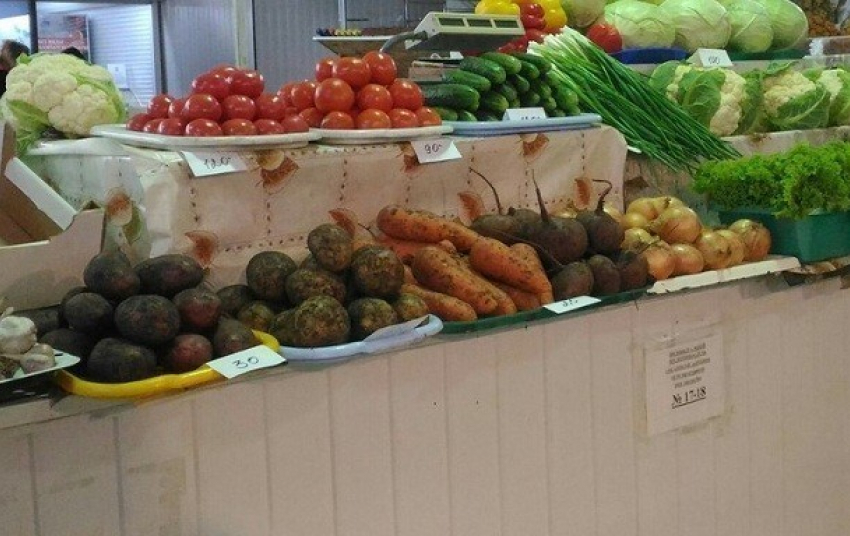 В Волгограде помидоры смогли удержать рекорд по росту цен