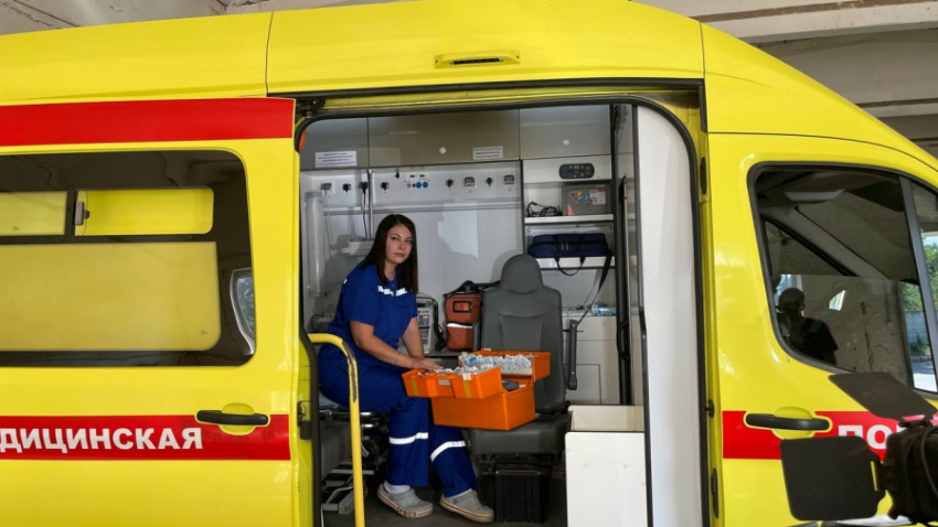 Волгоградец пережил клиническую смерть на городской остановке транспорта