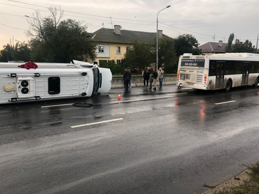ДТП автобуса №55 и маршрутки из Элисты в Волгограде взяла на проверку прокуратура 
