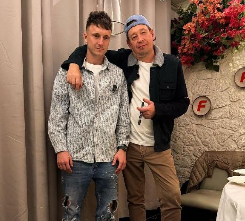 «Мой...воспитанник»: Леонид Слуцкий повторил известный мем с Александром Головиным