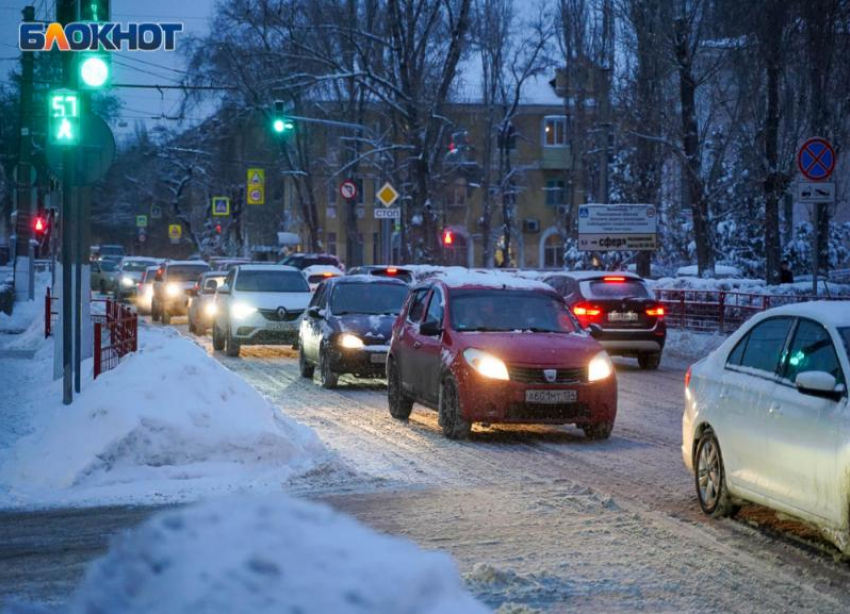 В Волгограде перекрыли проезд по Нулевой Продольной 