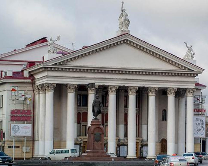Памятник Александру Невскому установили в Волгограде 16 лет назад
