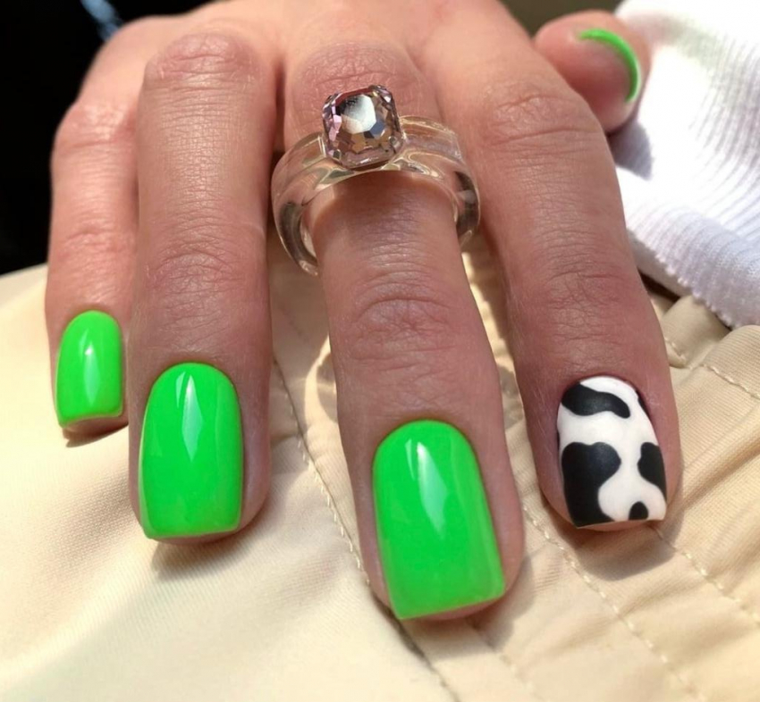 Маникюр с покрытием за 1000 рублей, материалы премиум, топ мастера. Заходи  в справочник