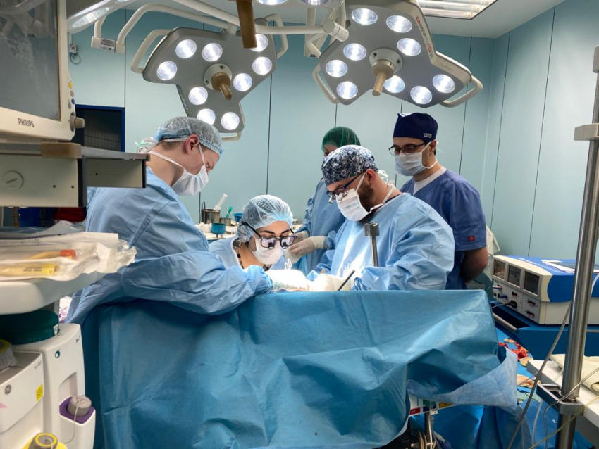 Подготовка заняла более 3 месяцев: волгоградские медики провели уникальную операцию 