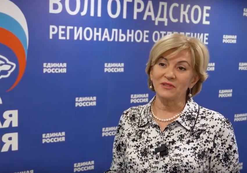 Авторитетная блондинка из волгоградской облдумы нацелилась в Госдуму