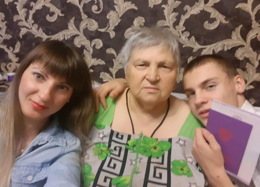 В Волгоградской области закончилась донорская плазма 4 группы: дочь умоляет спасти 70-летнюю маму с COVID-19
