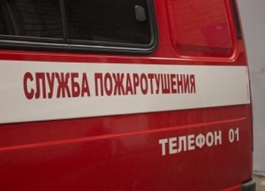 Баня сгорела в Волгоградской области: есть пострадавшие