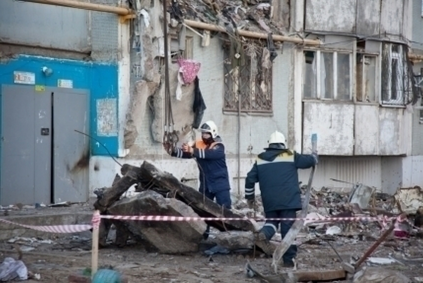 Поисковые работы на месте взорванного дома в Волгограде продолжаются 