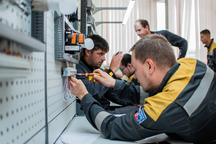 На КАУСТИКе выбирают лучших среди представителей рабочих профессий