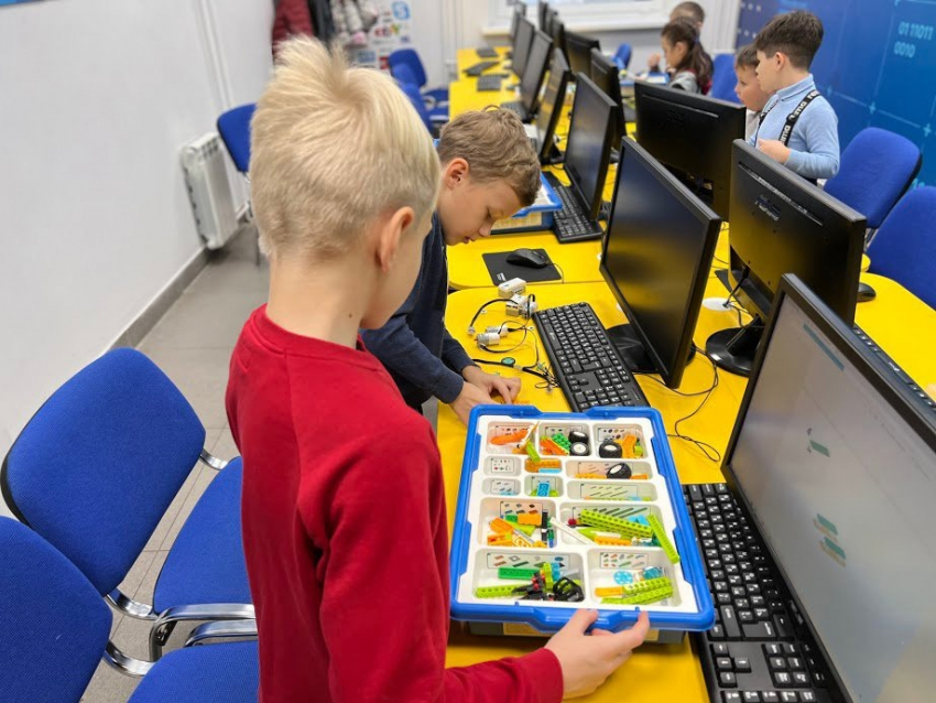 Волгоградских школьников научат создавать сайты и разрабатывать игры в ТОПовом лагере