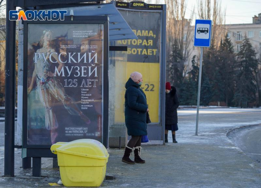 Под тысячу умерших: в Волгоградской области ежедневно растет смертельная статистика COVID-19