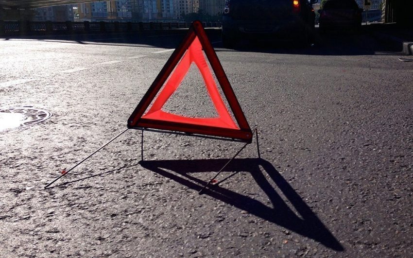 9-летний пассажир Lada Priora пострадал в столкновении с Mitsubishi на юге Волгограда