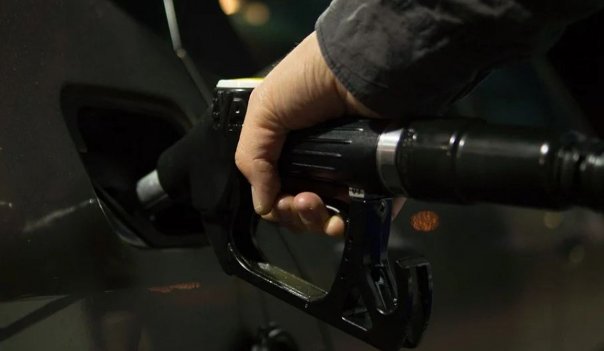 Цены на бензин и дизельное топливо в Волгограде продолжают ползти вверх
