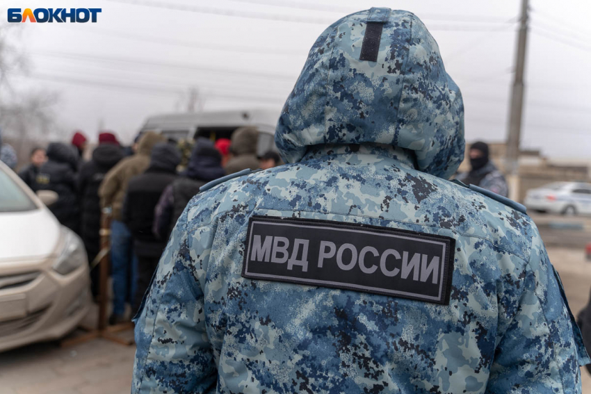 Глава стройбазы открыл стрельбу по требовавшим зарплату волгоградцам