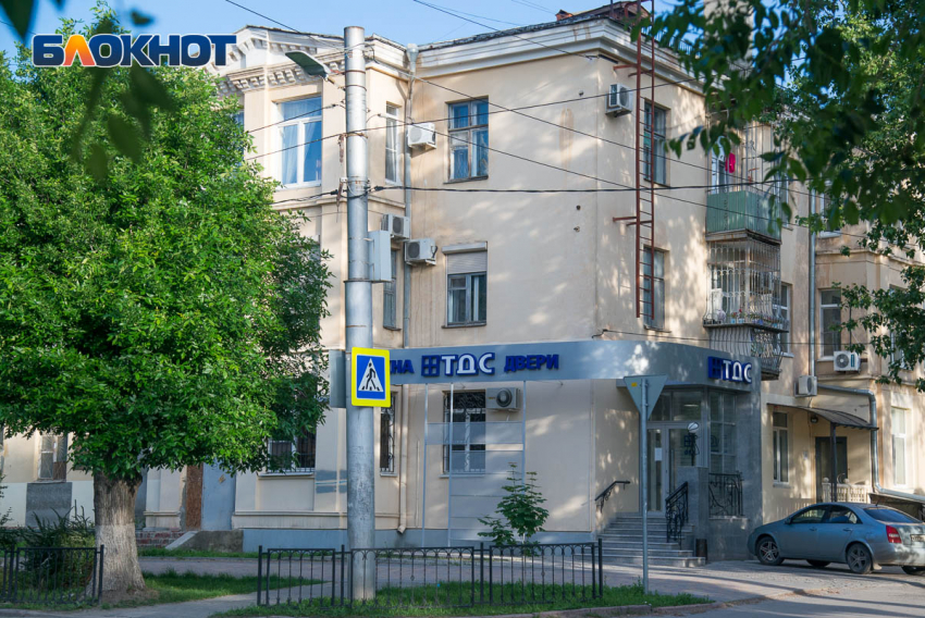 Жильцы дома по улице Мира, 13 в центре Волгограда обвинили мэрию в лукавстве 