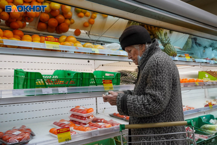 Почти 30 процентов волгоградцев выступили за введение продуктовых карточек в регионе