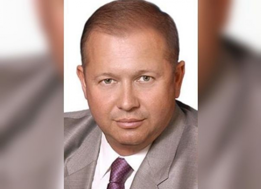 Обвиняемому в мошенничестве экс-депутату Алексею Звереву продлили домашний арест